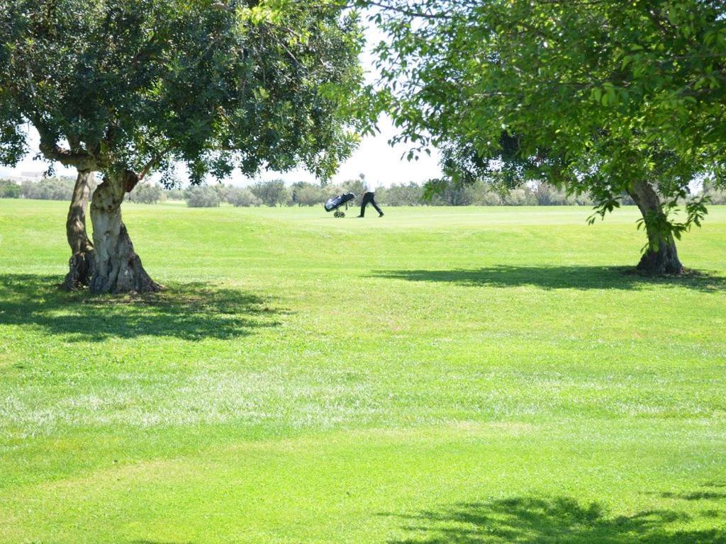 Espectacular Chalet Adosado Para Vacaciones En Panoramica Golf Sant Jordi Luaran gambar